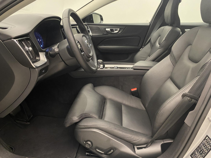 Volvo S60 B5 AWD ULTIMATE DARK AUT CZ