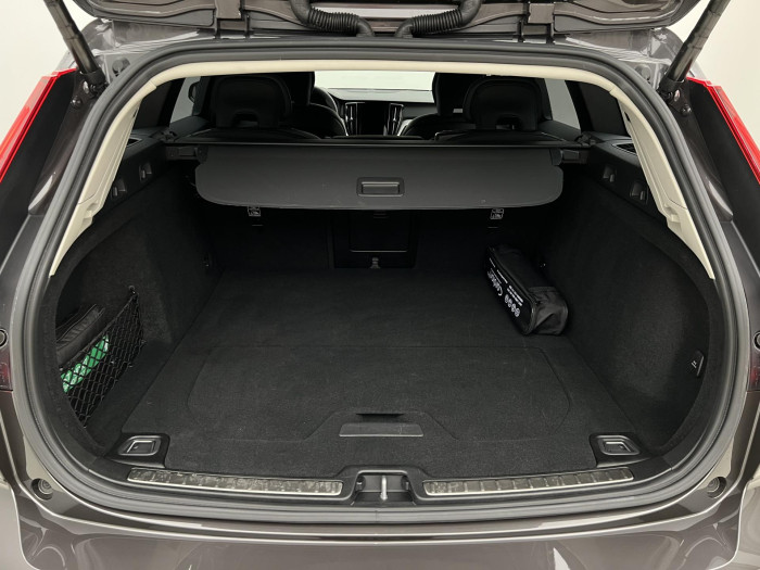 Volvo V60 CC B5 AWD PLUS BRIGHT AUT