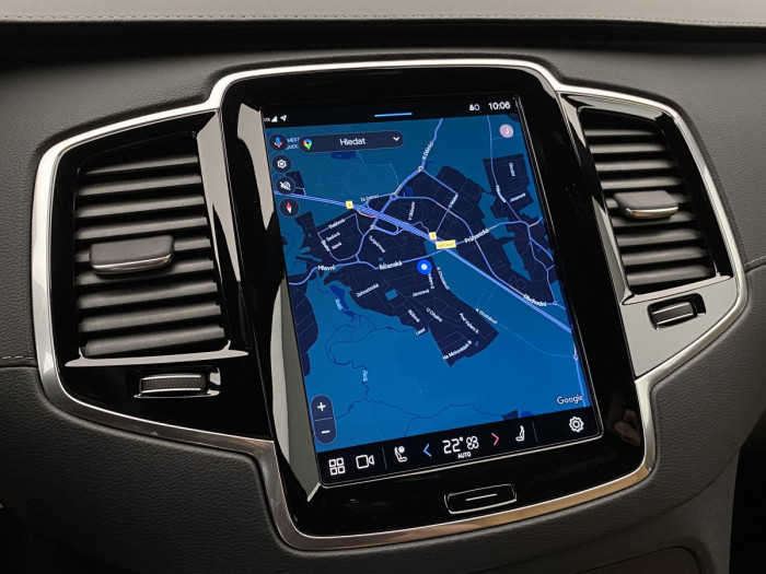 Volvo XC90 T8 AWD ULTIMATE DARK REZERVACE