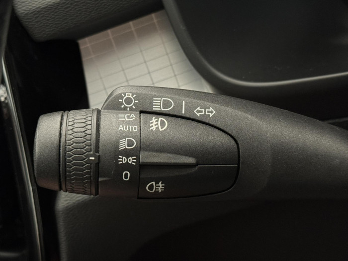 Volvo XC40 B4 MOMENTUM AUT NAV 2.0 Momentum