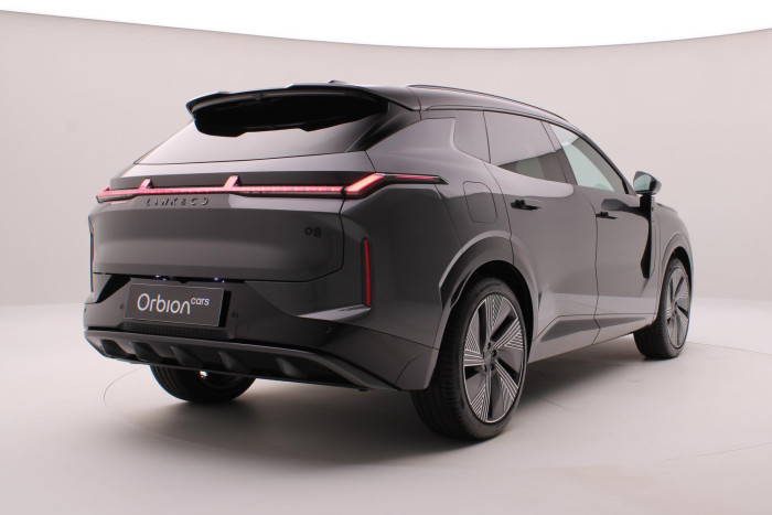 Lynk & Co 08 MORE PHEV