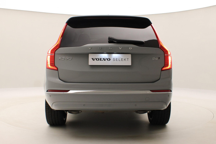 Volvo XC90 B6 AWD ULTIMATE REZERVACE