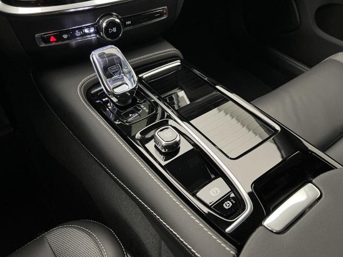 Volvo S60 T6 AWD RECHARGE PLUS DARK AUT