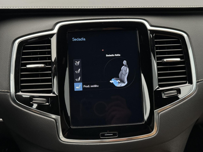 Volvo XC90 B5 AWD INSCRIPTION CZ 7M