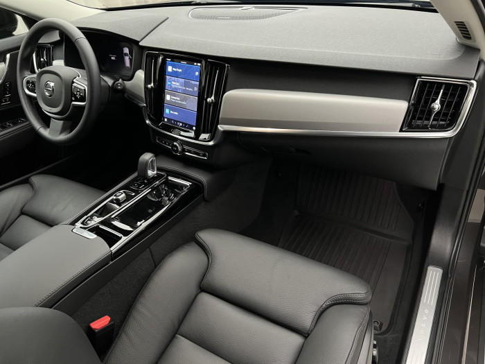 Volvo V90 T6 AWD RECHARGE PLUS DARK AUT
