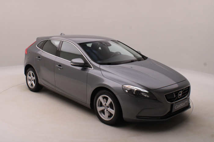 Volvo V40 D3 MOMENTUM AUT 2.0 d Momentum