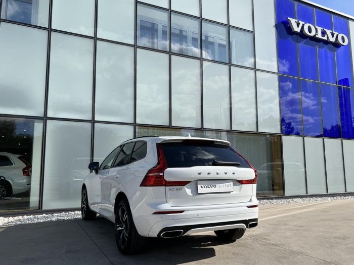 Volvo XC60 B5 AWD R-DESIGN Aut 1.maj.