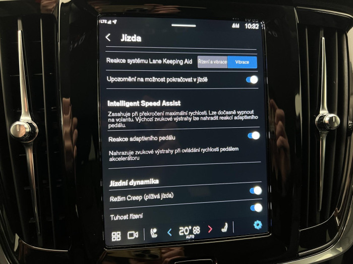 Volvo V90 T6 AWD RECHARGE PLUS DARK AUT