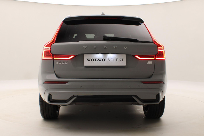 Volvo XC60 T6 AWD PLUS DARK RECHARGE