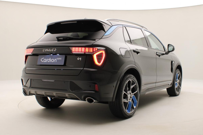 Lynk & Co 01 PHEV DCT AUT 1.maj