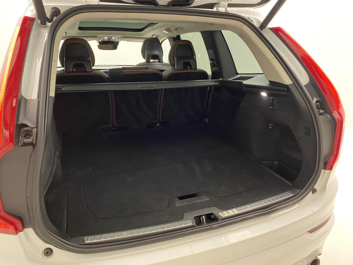 Volvo XC90 T6 AWD MOMENTUM AUT 2.0 Momentum