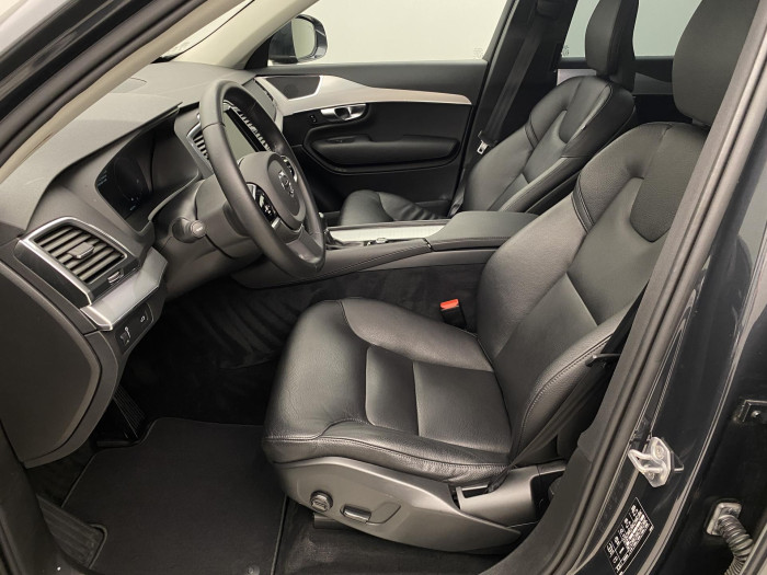 Volvo XC90 D5 AWD MOMENTUM AUT CZ 2.0 d Momentum