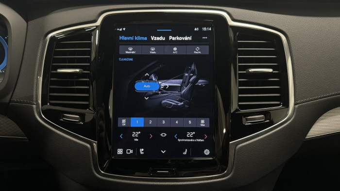 Volvo XC90 B5 AWD ULTIMATE DARK REZERVACE