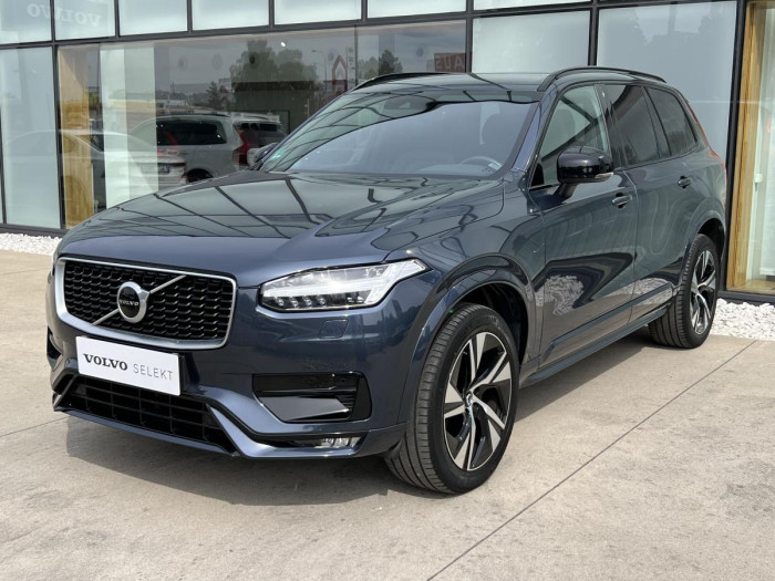 Volvo XC90 B5 AWD R-DESIGN 7MÍSTNÁ Aut