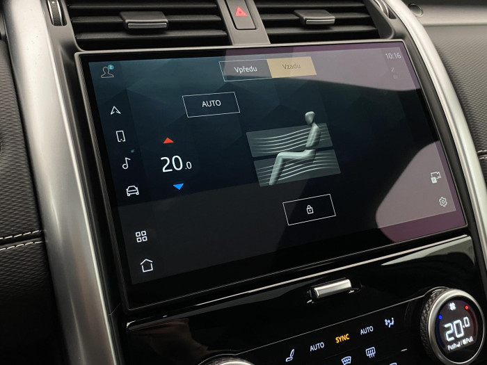 Land Rover Discovery D250 AWD R-DYNAMIC REZERVACE 3.0 d Dynamic