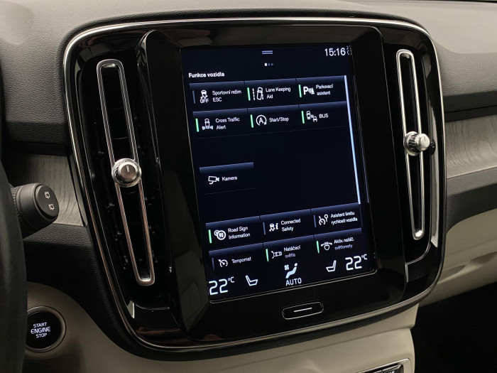 Volvo XC40 D4 AWD INSCRIPTION AUT CZ 2.0 d