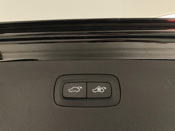 Volvo XC90 D5 AWD INSCRIPTION AUT CZ 2.0 d