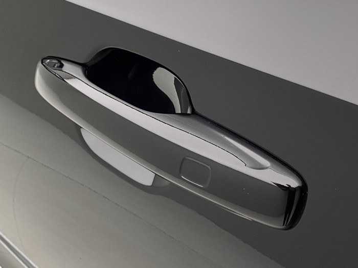 Volvo S90 B5 AWD BRIGHT REZERVACE