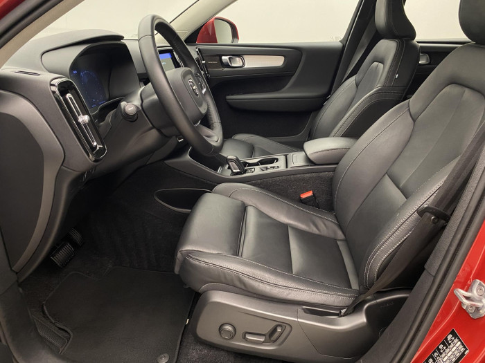 Volvo XC40 T4 MOMENTUM AUT CZ 2.0 Momentum