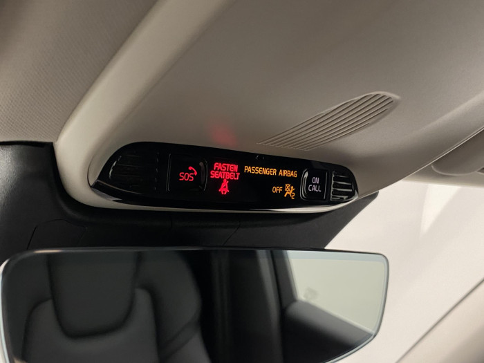 Volvo XC60 B4 MOMENTUM AUT CZ 2.0 Momentum