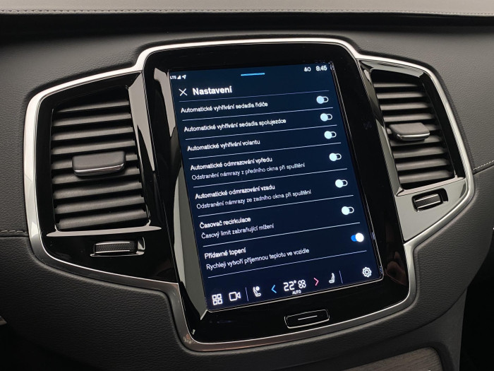 Volvo XC90 B6 AWD BRIGHT PLUS REZERVACE