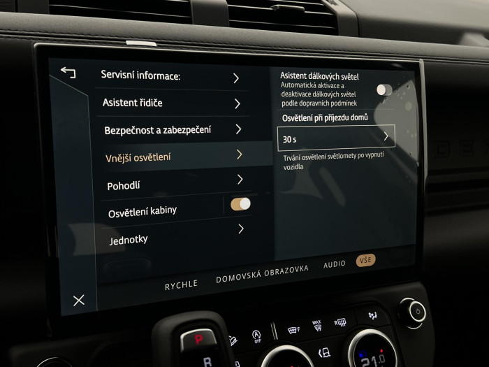 Land Rover Defender 110 D250 X-DYNAMIC SE AWD Aut 3.0 d Dynamic SE