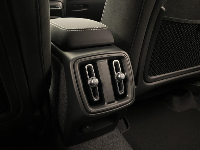 Volvo XC40 B4 AUT DARK PLUS