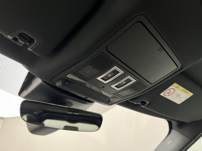 Land Rover Discovery 3.0 TDV6 HSE AWD AUT CZ