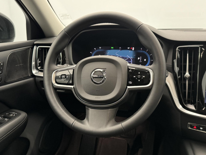 Volvo V60 B4 ULTIMATE DARK AUT