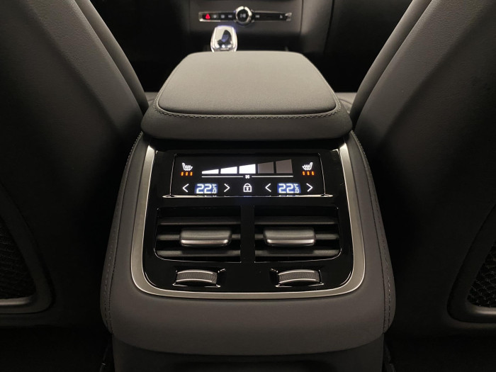 Volvo XC90 T8 AWD RECHARGE BRIGHT PLUS 7m