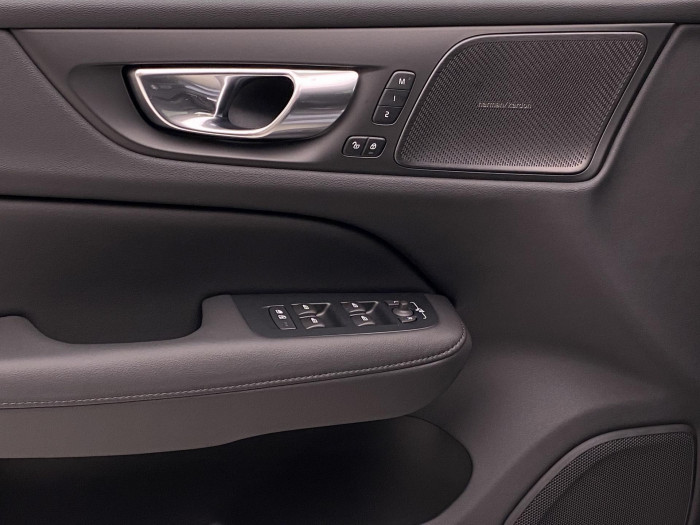 Volvo V60 B4 AUT BRIGHT PLUS