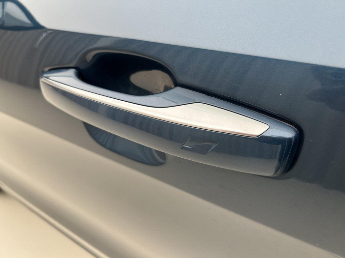 Lynk & Co 01 HEV AUT