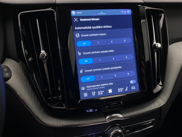 Volvo XC60 B5 AWD DARK PLUS AUT