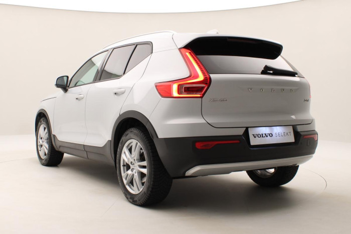 Volvo XC40 D3 AWD MOMENTUM REZERVACE 2.0 d Momentum