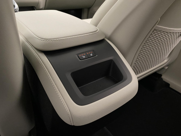 Volvo XC90 B5 AWD AUT BRIGHT PLUS 7míst