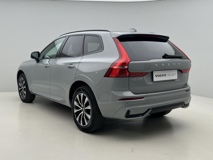 Volvo XC60 B4 AWD PLUS DARK AUT CZ