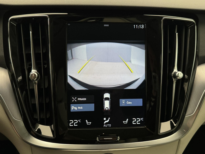 Volvo V60 T4 MOMENTUM AUT CZ 1.maj 2.0 Momentum