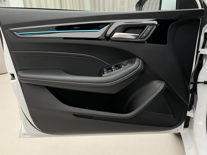 MG MG5 EV EXCITE 61kWh AUT