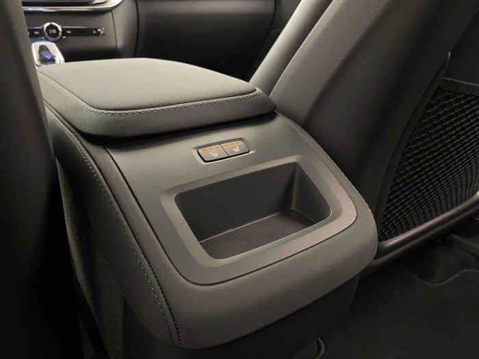 Volvo XC90 B5 AWD BLACK EDITION PLUS 7m