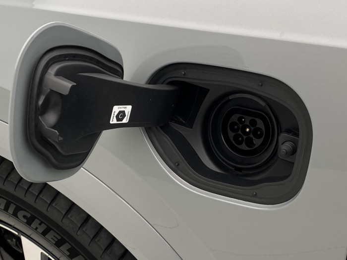 Volvo XC90 T8 AWD RECHARGE CORE AUT CZ 7m