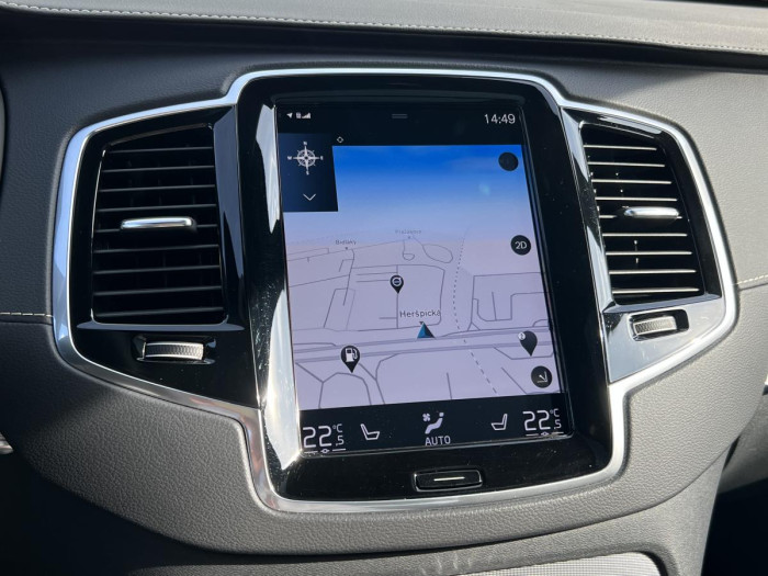 Volvo XC90 B5 AWD R-DESIGN 7 MÍSTNÁ Aut