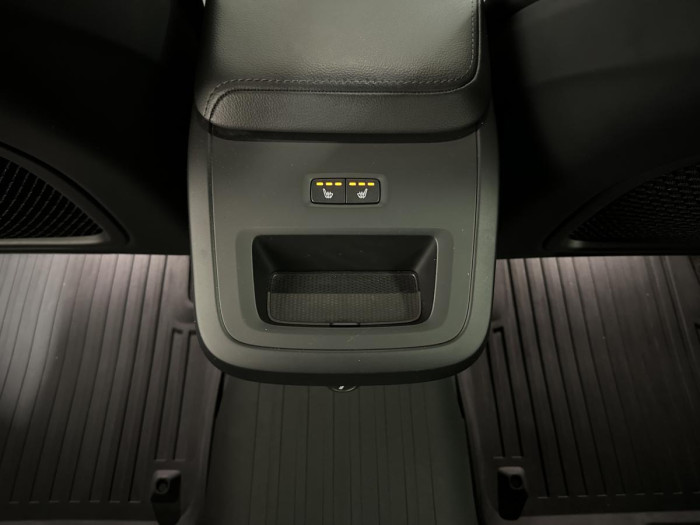 Volvo V60 T5 MOMENTUM POLESTAR REZERVACE 2.0 Momentum