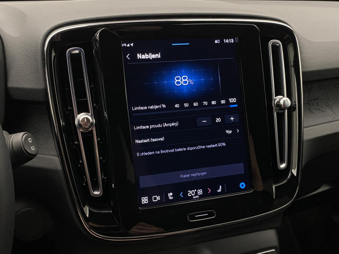 Volvo XC40 CORE SINGLE MOTOR RECHARGE