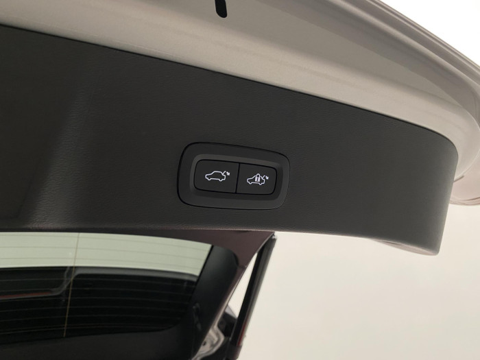 Volvo XC40 B4 CORE AUT 1.maj