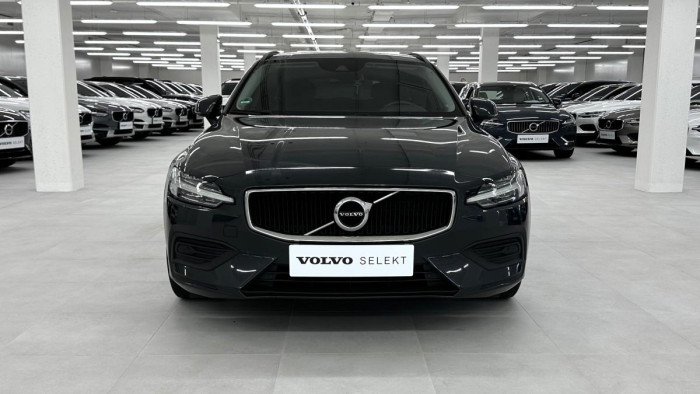 Volvo V60 D3 KINETIC NAVIGACE REZERVACE 2.0 d
