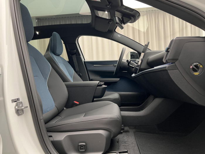 Volvo EX30 CC AWD TWIN MOTOR ULTRA AUT CC CC