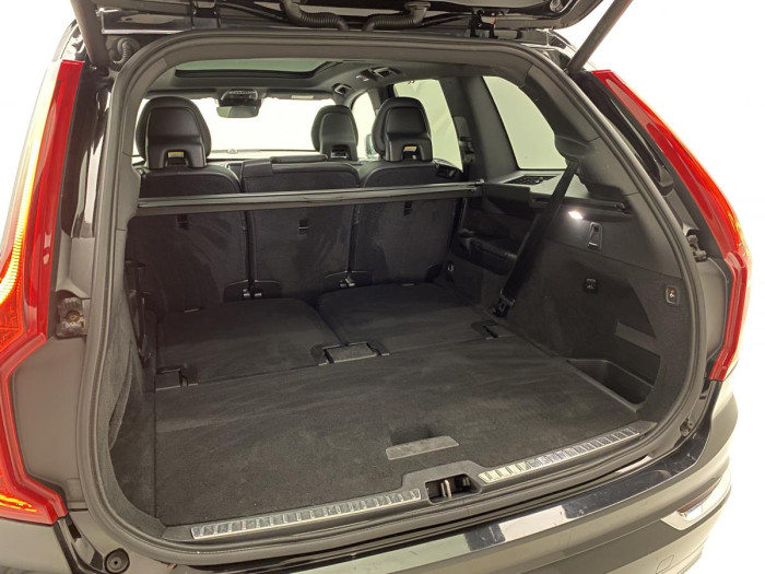 Volvo XC90 D5 AWD INSCRIPTION REZERVACE 2.0 d