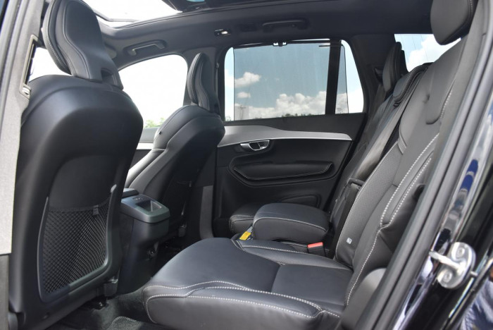 Volvo XC90 B5 AWD PLUS BRIGHT PANORAMA