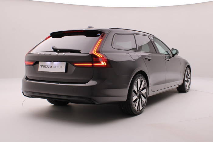 Volvo V90 T6 AWD Plug-in DARK PLUS AUT