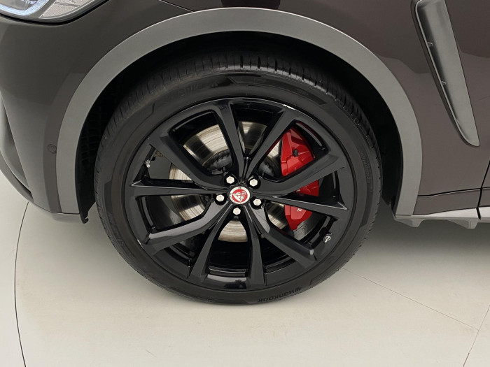 Jaguar F-Pace 5.0 V8 SVR AWD REZERVACE 5.0 V8